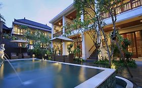 Tebesaya By Pramana Villas 3*